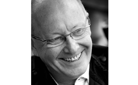 Celebrated #Paisley hairdresser <a href="/trevorsorbie/">Trevor Sorbie</a> MBE to receive Honorary Doctorate at today's #UWSgrad ceremony ow.ly/Py3730dwTE0