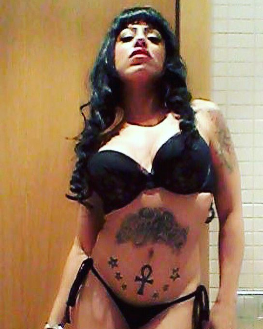 Soy una mujer que sabe lo que quiere y merezco en mi vida. https://t.co/i3yFtWDk1j<a href="/tag/fitness"class="tags"><span>#fitness</span></a><a href="/tag/ass"class="tags"><span>#ass</span></a><a href="/tag/alphafemale"class="tags"><span>#alphafemale</span></a><a href="/tag/culazo"class="tags"><span>#culazo</span></a><a href="/tag/sentadill"class="tags"><span>#sentadill</span></a>