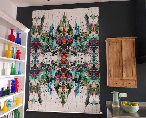 TBeasties's tweet image. Our Kaleido Splatt Fabric looking splendiferous in its new home as a Roman Blind 👍
#design #textiles #fabric #colour #pattern #interiors