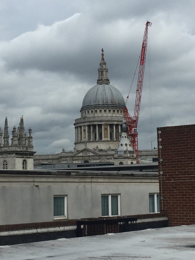 Edingtonsltd's tweet image. Great views from this flat. #clienttour