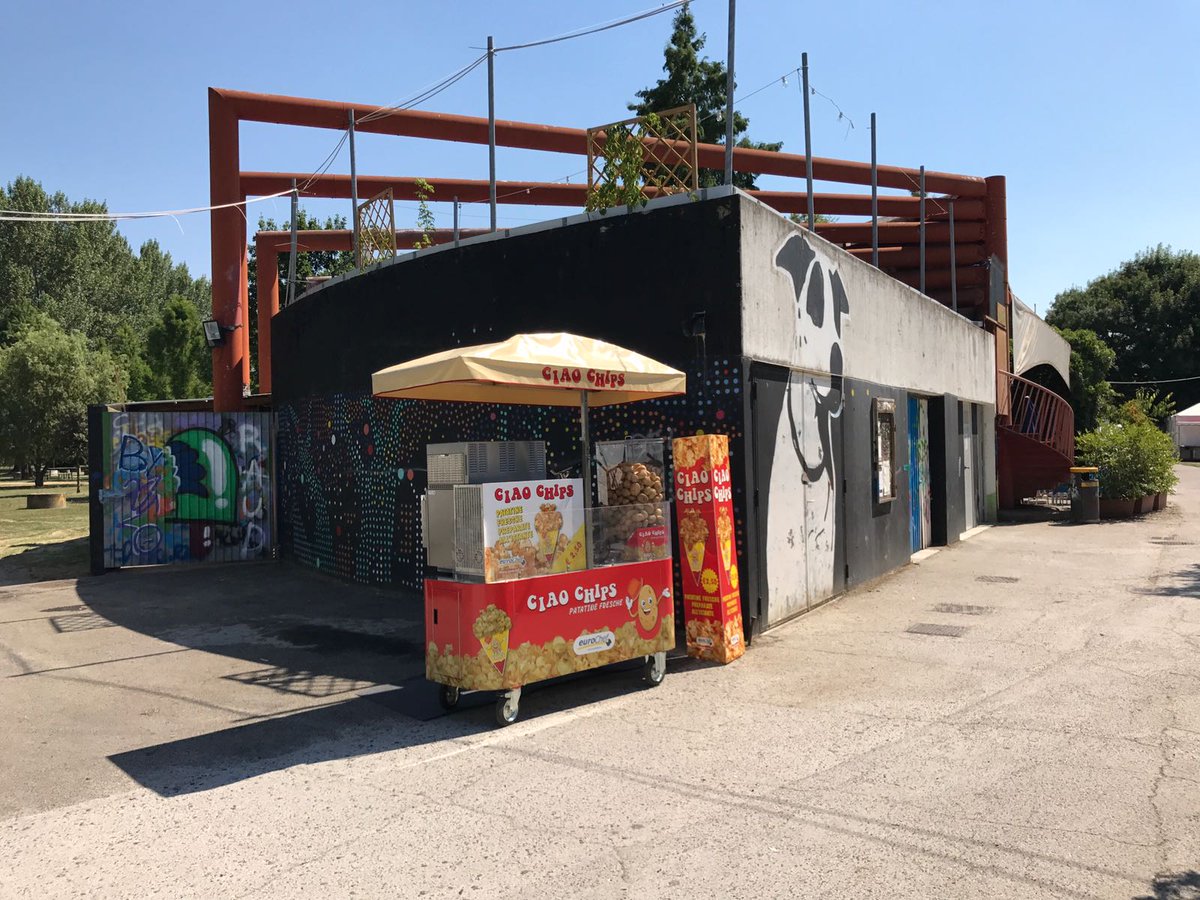 eurochefsrl's tweet photo. Ciao Chips ai Buskers di Modena 2017 tenutosi al parco Amendola dal 7 al 9 Luglio
#chips #patatine #fastfood https://t.co/kknbND6CkD