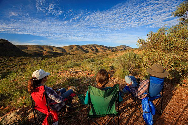 Introduce your kids to the outback the easy way at the West MacDonnell Ranges in the NT. campertraileraustralia.com.au/destinations/1…