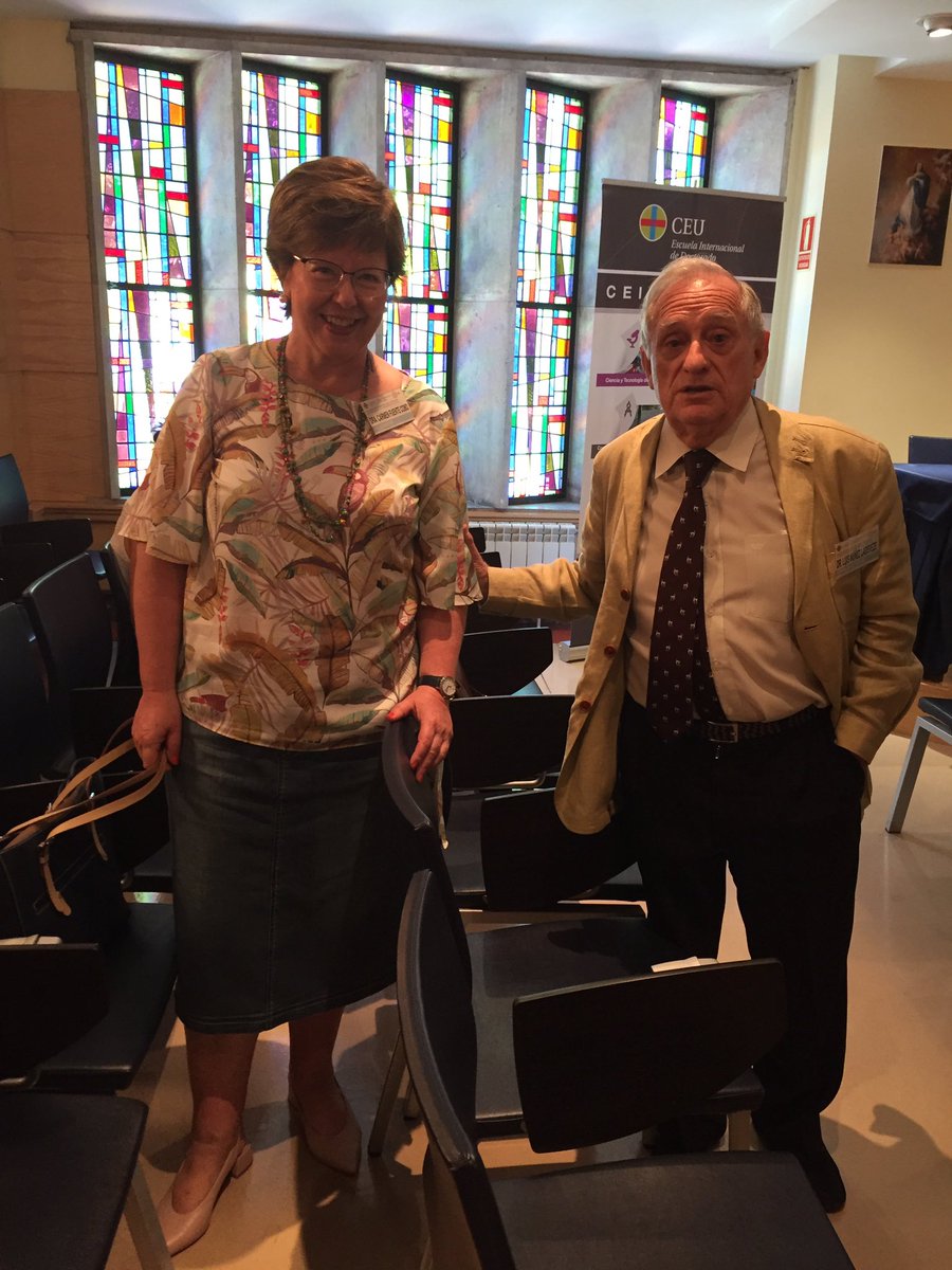 Los doctores <a href="/ladeveze3/">Luis Núñez Ladevéze</a> <a href="/CarmenFuenteCob/">Carmen Fuente Cobo</a> Coordinadores en la jornada predoctoral #doctocomunicacionCEU <a href="/CITECCEU/">CITEC</a> <a href="/CEINDO_CEU/">CEINDO</a> #provuldig