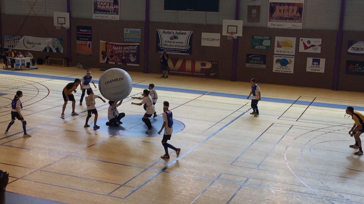 ADAndalucia's tweet photo. @ADAndalucia equipo Marteño, pasa a la final del Campeonato del Mundo de clubes de Kin-ball Junior. #Todossomos1 #Valores #Familia https://t.co/dTPbplkNFO