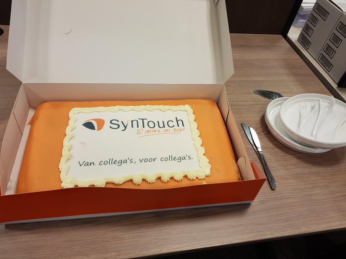 ErwinFok's tweet photo. #SynTouch10jaar taart https://t.co/q89UNhLZHX