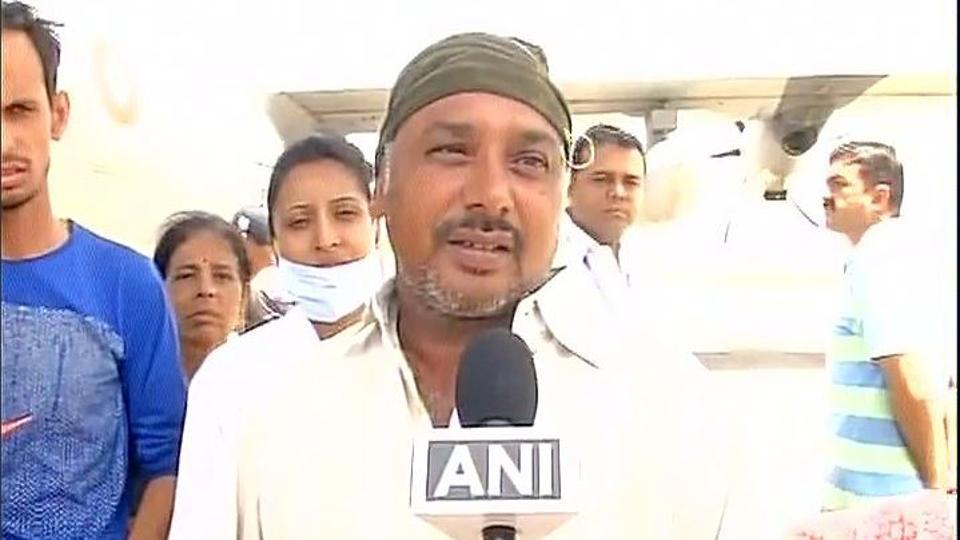 htTweets's tweet photo. #AmarnathYatrisAttacked | God gave me strength to save lives: Amarnath bus driver Saleem Mirza who was hailed a hero
https://t.co/1OSXeYFHq7 https://t.co/CoSlw1qvDm