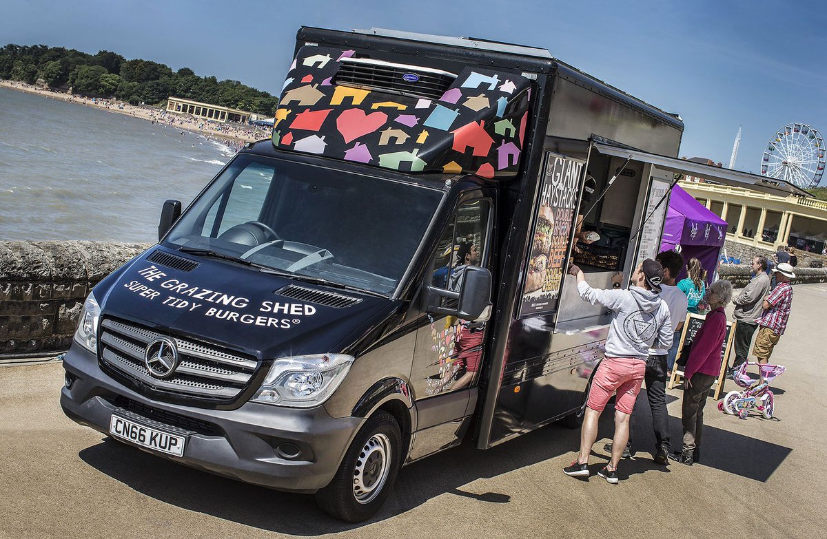 EuroCommercials's tweet photo. Wales’ best burgers, served up from a Mercedes-Benz van https://t.co/Vv6T0RptmO #SuperTidySprinter #GrazingShed @TheGrazingShed https://t.co/xbrRi4eIbq