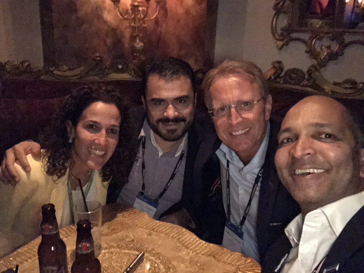 #MSInspire <a href="/Smartsheet/">Smartsheet</a> and @comparex_de building P2P relationships.