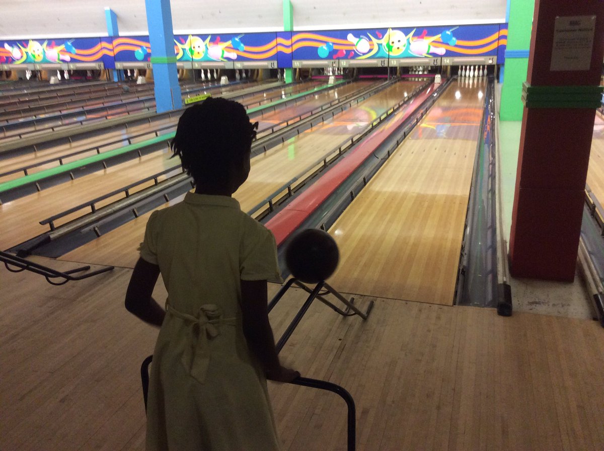 Adamsrill2G's tweet photo. Bowling fun in Lewisham! https://t.co/rplahBZdxx