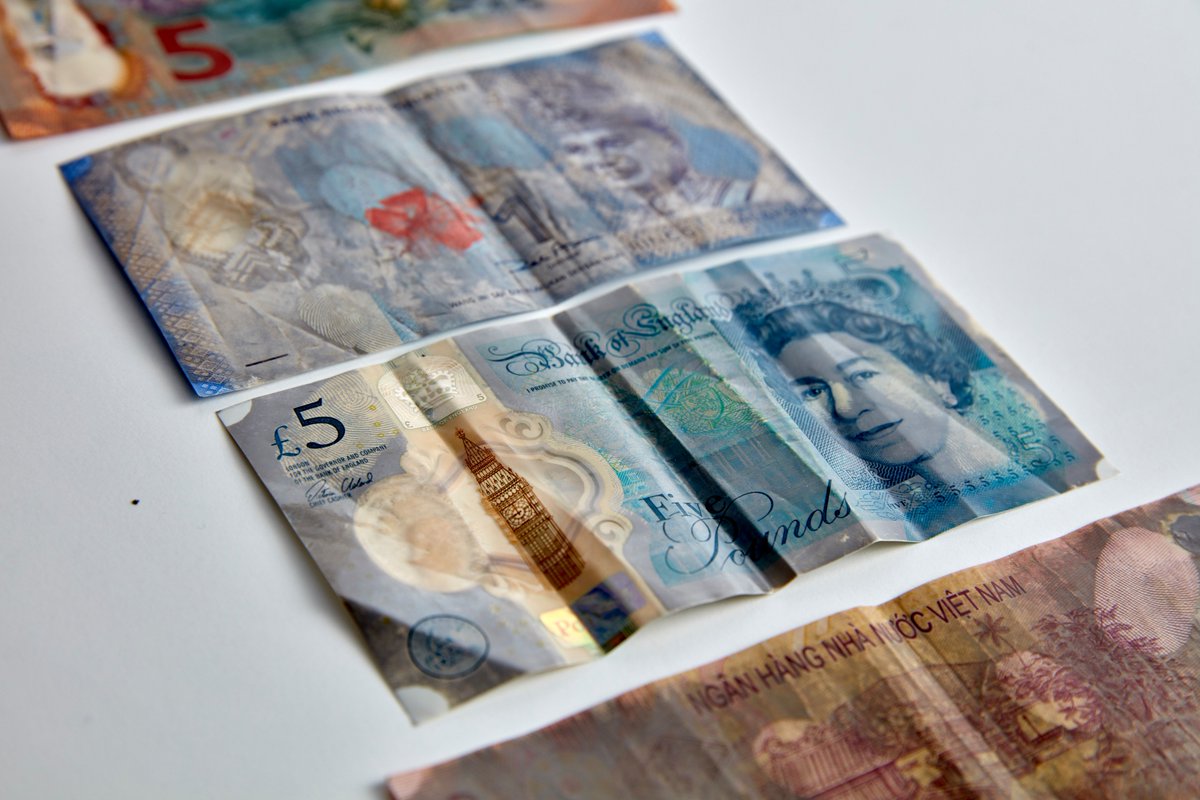 West_Technology's tweet image. #FINGERPRINTS developed using VMD on a range of worldwide bank notes. #forensics #polymernotes #latentprint #vmd #futuretech