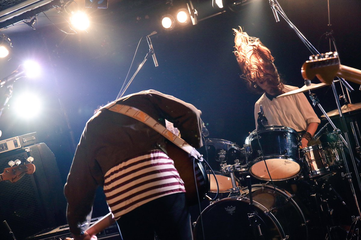 r_hg's tweet image. 昨日はCrampton@LUSH皆様ありがとうございました！
こうやって腕を思い切りあげてクラッシュシンバル叩く瞬間が大好きでした🙆💥
叩いた後は地球外生命体に頭からかじられてるような出で立ちになるのもお気に入り！

バンドやって本当によかった〜
月並みな言葉だけど一生の宝物です