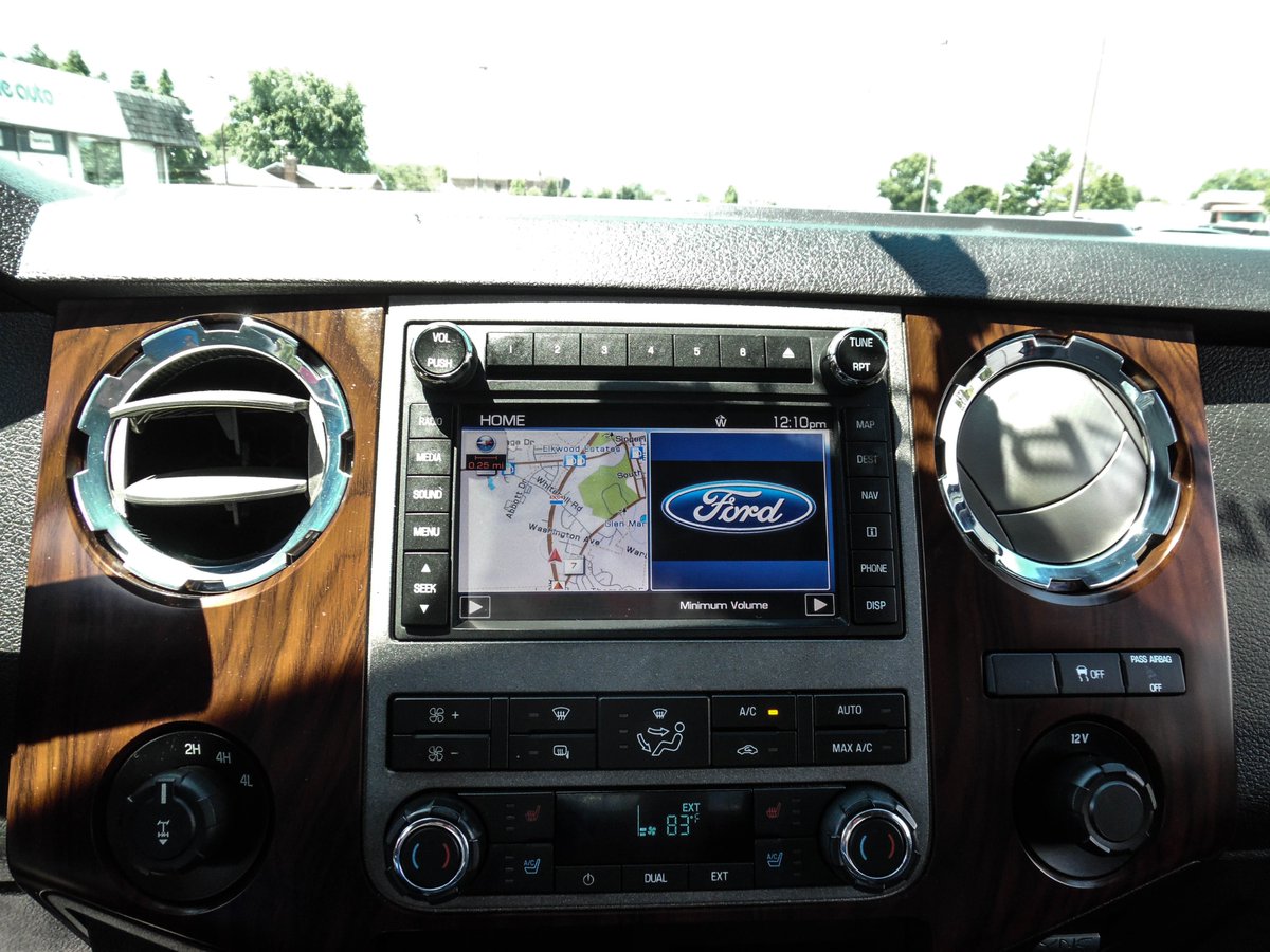AppleAutoElkton's tweet photo. 2011 Ford F-250SD with navigation! #usedcars #Maryland #Delaware #elktonmd #ford #fordf250 #truck #diesel https://t.co/JrQhgTP73V