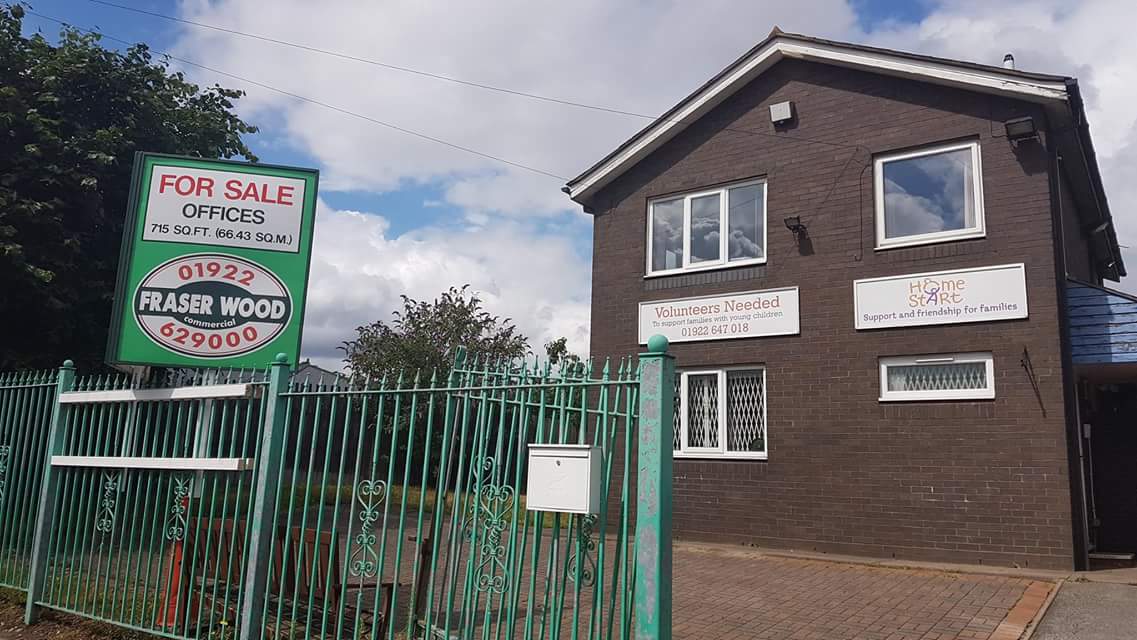 Homestart_wals's tweet image. The For Sale sign has gone up.  A sad day for us at Home-Start as we all loved our little house. #hsw #KeepUsGoing #funding