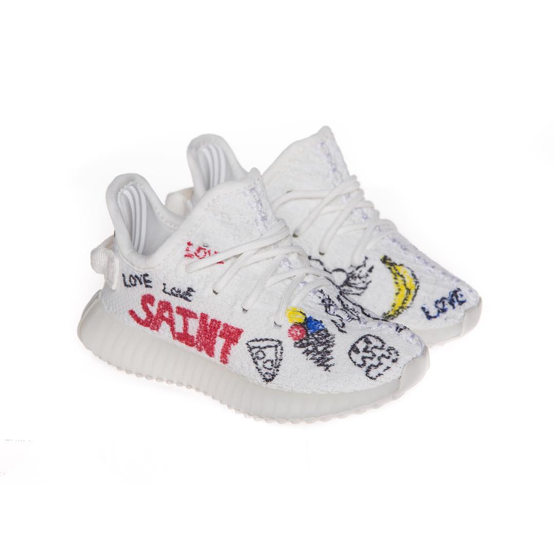 YEEZY MAFIA on Twitter: "YEEZY 350 V2 Infant "Cream White" Custom Available the 17th July on https://t.co/hgFVK0tY5F #MafiaSZN https://t.co/xbE850eUuA" / Twitter