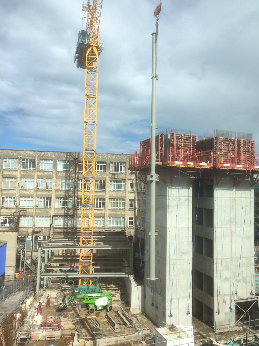 2semplestreet's tweet photo. 1st of our longest columns being erected today. 4th floor concrete core being poured as well. Busy construction phase for us #2semplestreet https://t.co/MzABAa9vfJ