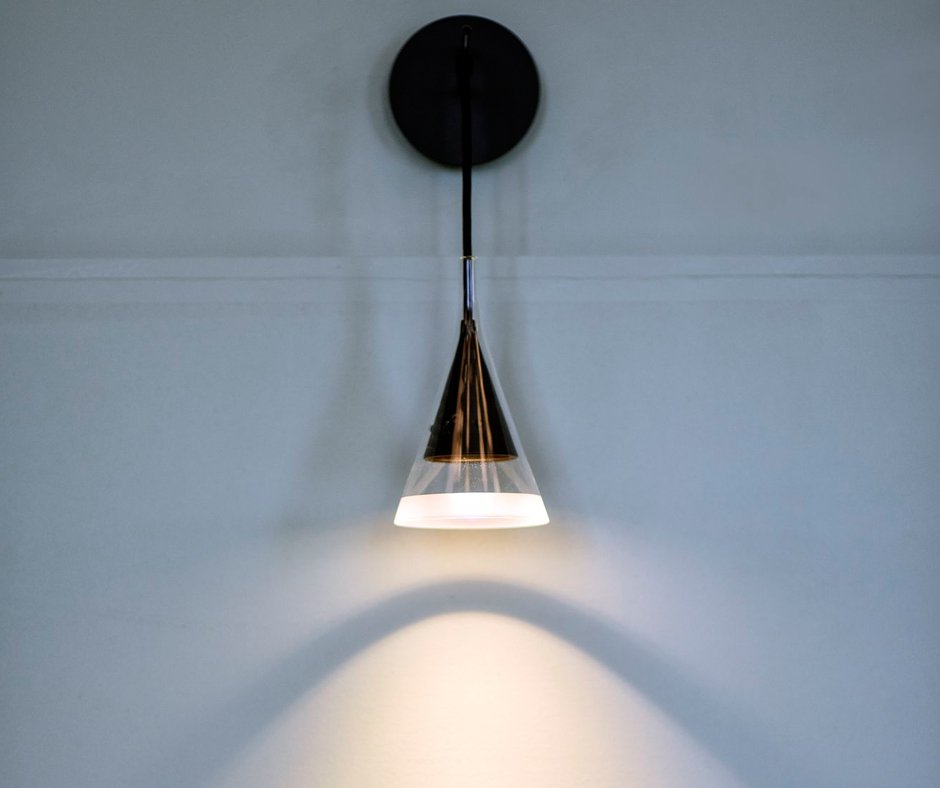 artemide's tweet image. #Vigo reinterprets the idea of an old-fashioned street light 
►bit.ly/2siEaxI
#design David Chipperfield
@FoodforSoul_it ©SimonOwen