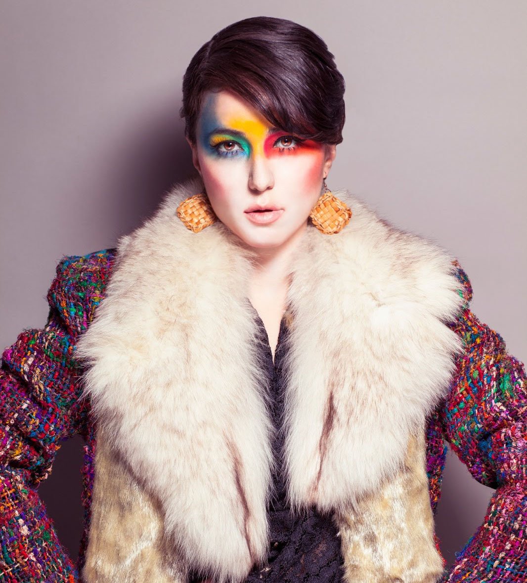 AnneSTOLL1's tweet photo. Anyone been to the #VIFW #Vancouver #Indigenous #FasionWeek before ? Wanna go together ? July 26th-29th. free. 5:30pm every day https://t.co/VO2hsJ4OQQ