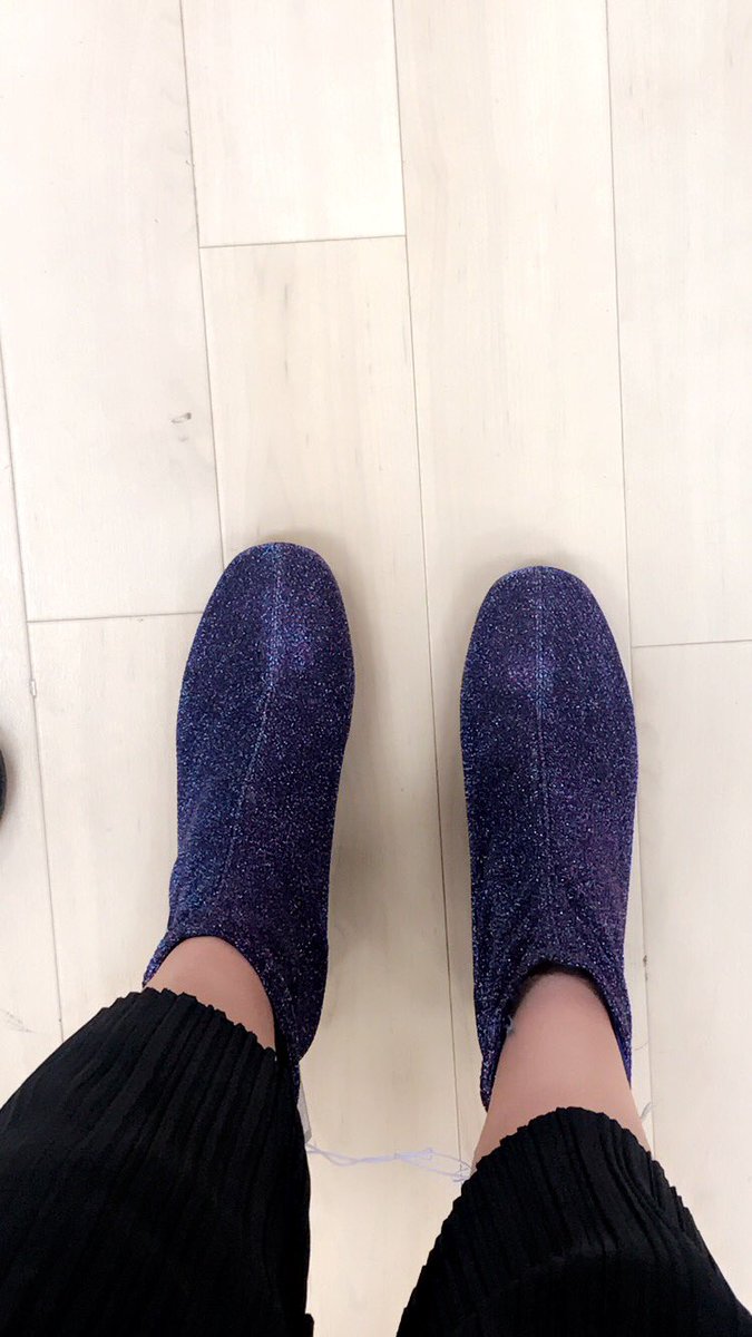 Amy Furness on Twitter "Tried on these funky shoes from