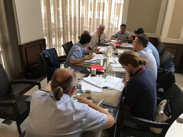 LinkUkraine's tweet photo. Discussions in groups: using energy tools for supporting low carbon transition of communities @LinkUkraine @leds_eep @RECstream https://t.co/ayr3iU2d37