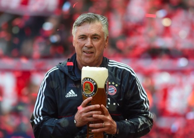 Sporf's tweet image. Bayern Midfielders:

✅ Coman
✅ Douglas Costa
✅ James Rodriguez
✅ Thiago
✅ Tolisso
✅ Renato Sanches
✅ Ribery
✅ Robben
✅ Rudy
✅ Vidal

Mad 😳🔥