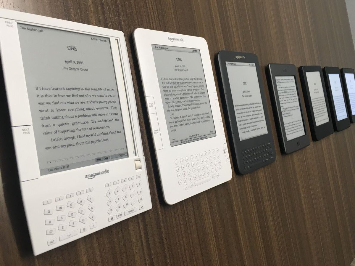 protectyrbubble's tweet photo. 10 years in technology: In 2007 Amazon introduced the Kindle in the USA, the long-awaited UK launch was in 2010 #10yearsintech https://t.co/9gye5v3H7b
