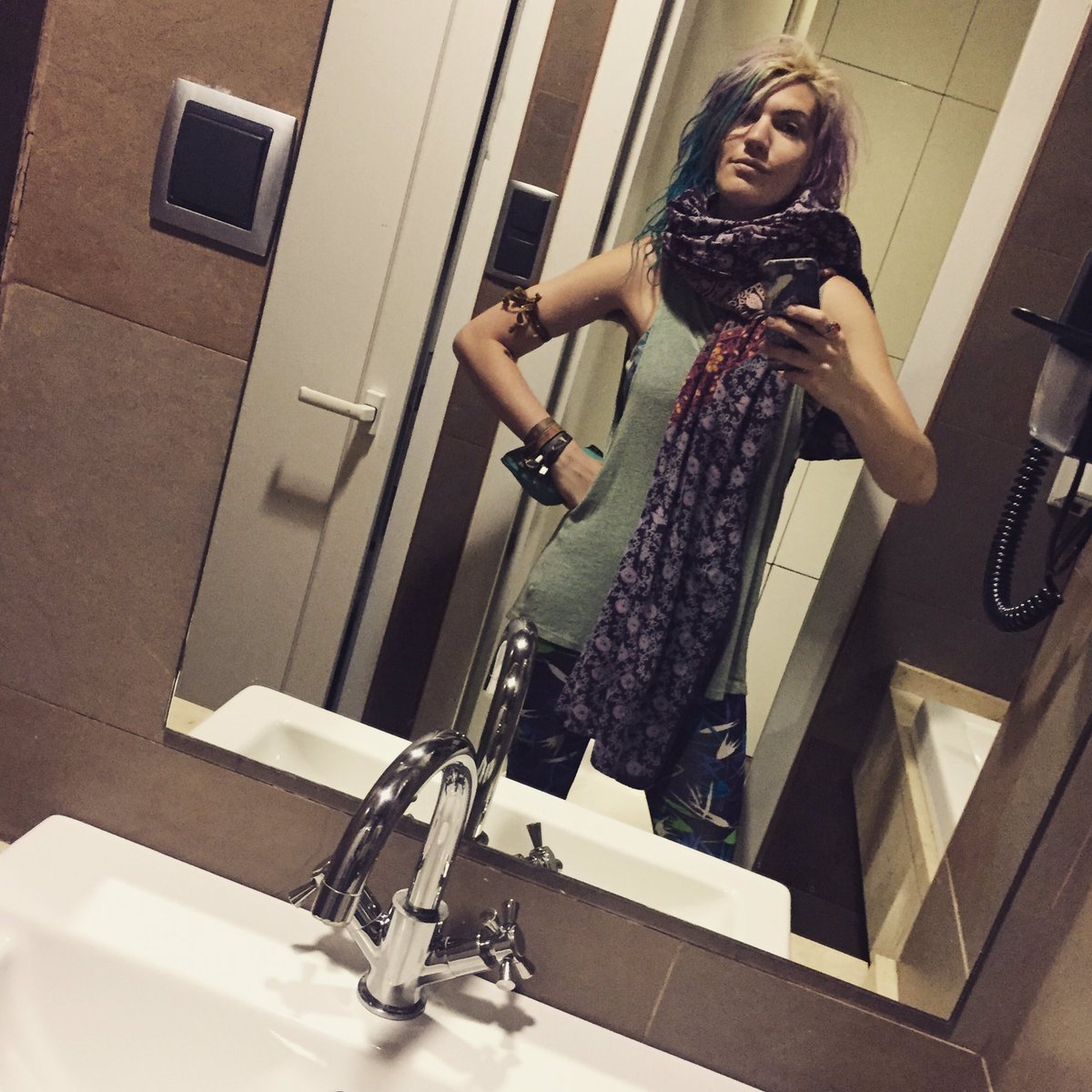 coladaclan's tweet photo. I bumped into another #BurnerBabe (on the core team for Kiez Burn) post-#Nowhere2017 & we headed to Zaragoza to the fanciest hostel in town. https://t.co/JHFH9bDWtz