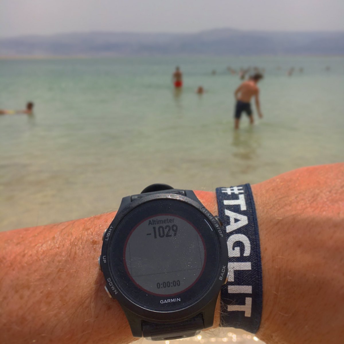 JWLevitt's tweet photo. And then we went down (down down down down) to the lowest point on Earth, where you can float w/ 0 effort due to salt content! #GetLowGetLow https://t.co/khDhQsOMPp