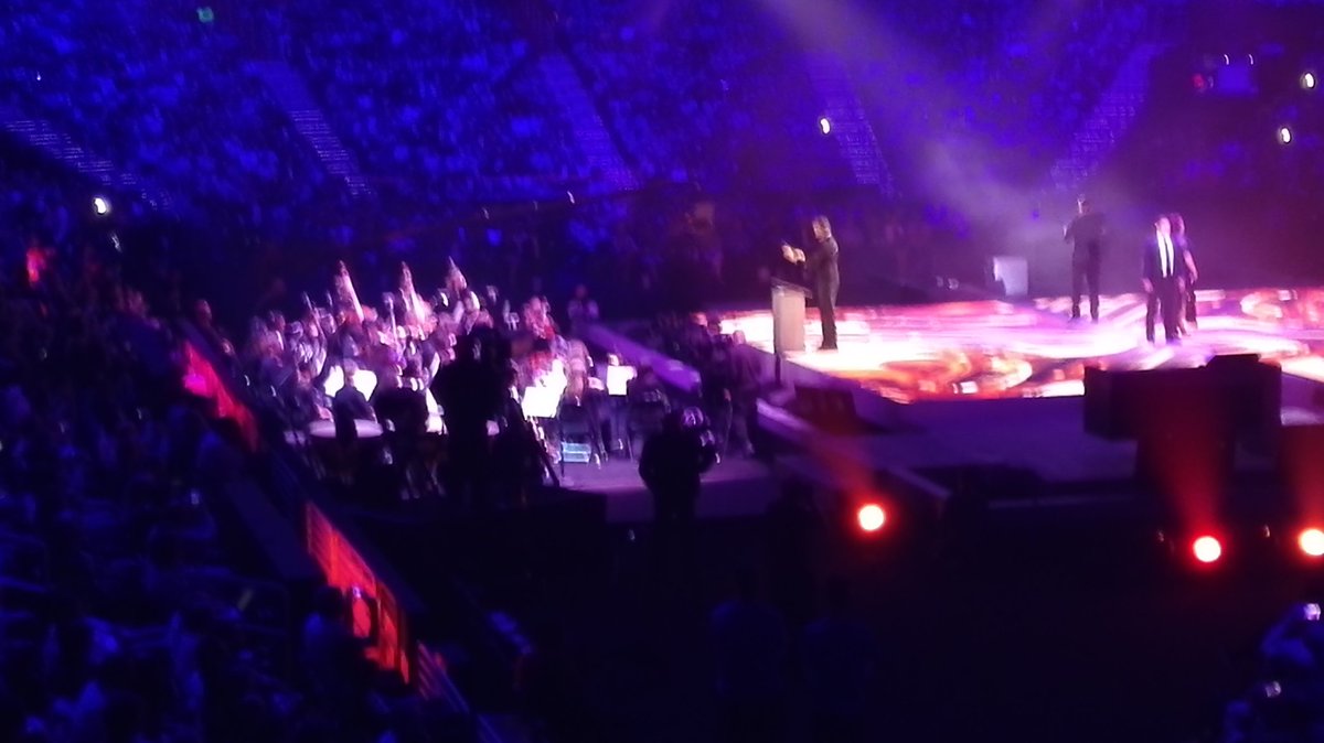 Steven Hackman Performance on stage at #MSInspire