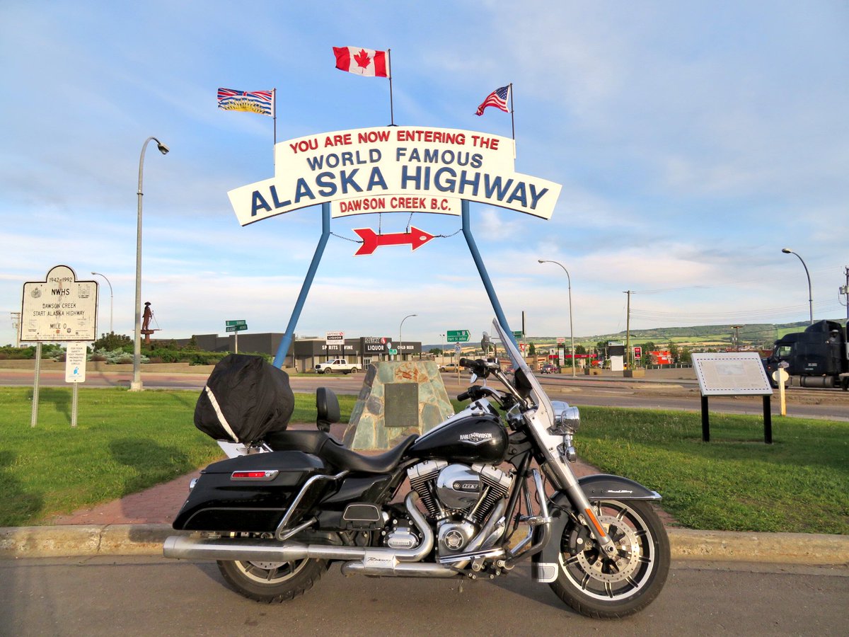 jerry_mack's tweet photo. Home after an 10K+ mile ride to Alaska. Map of my 4 amazing rides of 49 states in 4 summers! #HDRoadKing @harleydavidson https://t.co/wKYZUCybfE
