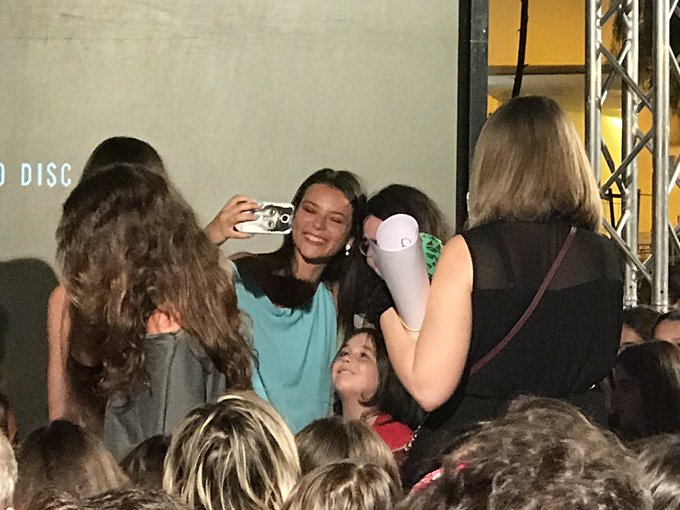 Meravigliosa, fantastica ed emozionante Ischia ... grazie ragazzi, un affetto immenso che ci ha commosse<a href="/tag/ischiaglobalfest2017"class="tags"><span>#ischiaglobalfest2017</span></a>