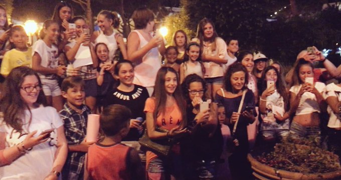 Meravigliosa, fantastica ed emozionante Ischia ... grazie ragazzi, un affetto immenso che ci ha commosse<a href="/tag/ischiaglobalfest2017"class="tags"><span>#ischiaglobalfest2017</span></a>