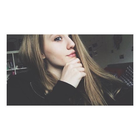 annes_official's tweet photo. "Nur wer seinen eigenen Weg geht, kann von niemanden überholt werden." ☝🏼⭐️ https://t.co/Zp1g8W8zFA