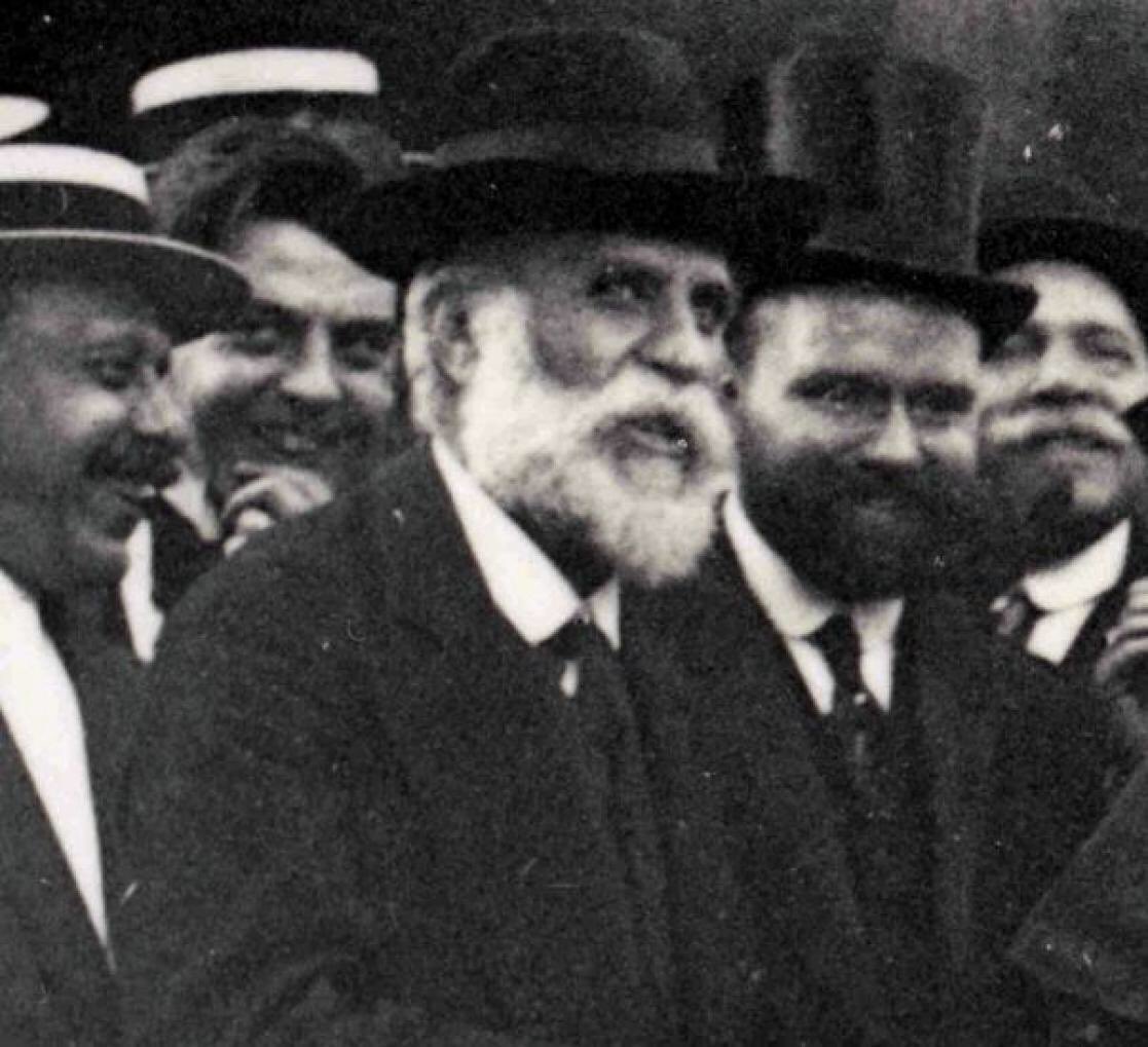 Beli Artigas tweet media