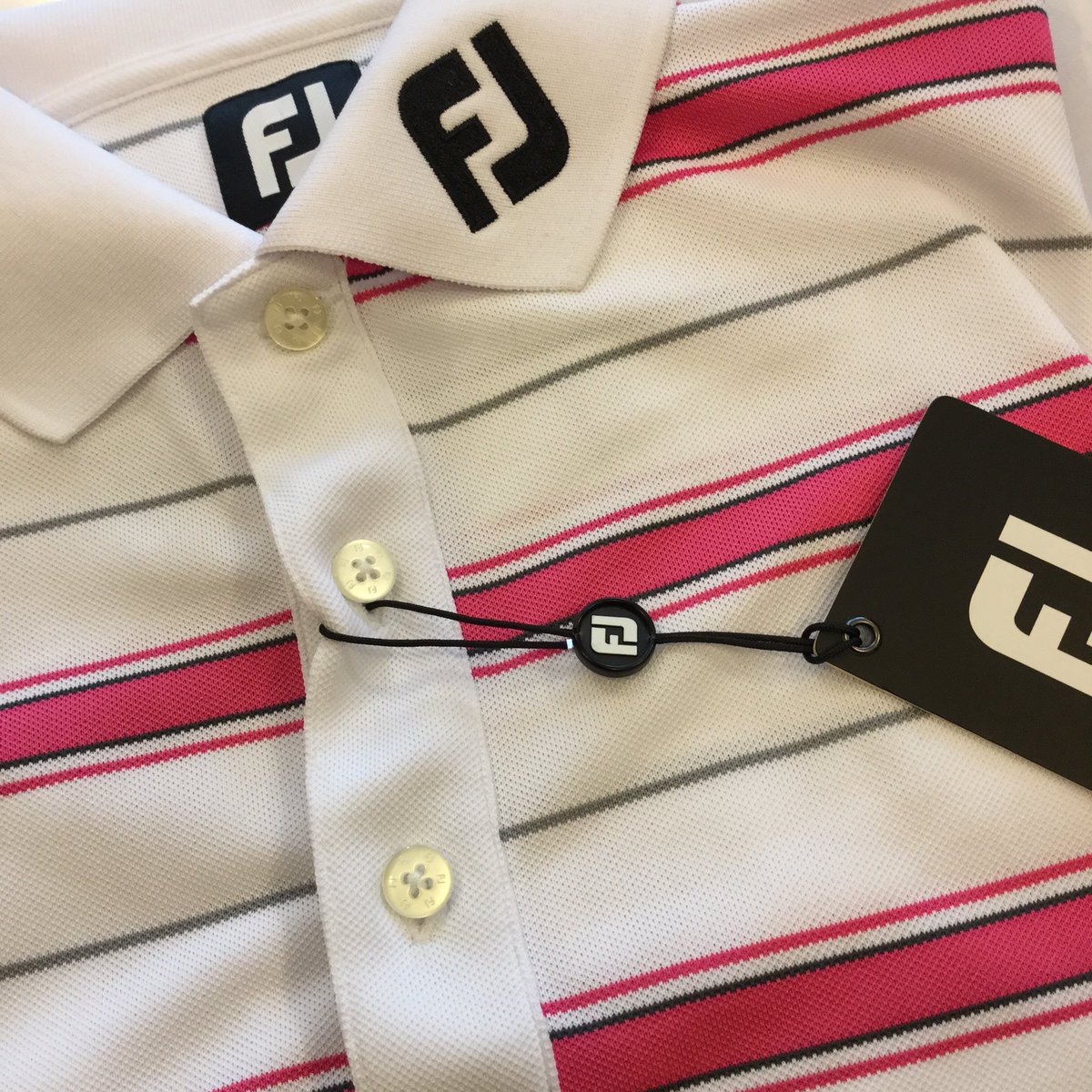 teesdaleDACIC's tweet photo. The majority of our FootJoy clothes and shoes are brand new... Bargain!👟👕 #FootJoy #golf #menswear https://t.co/o2GcX9ic2t