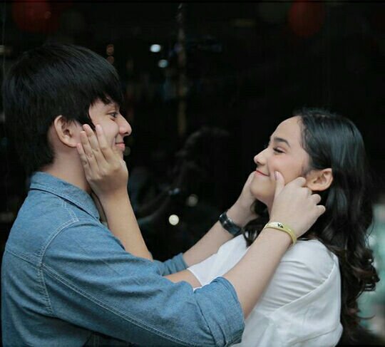 Alhamdulillah, akhirnya nyampek juga,,,,,
Kangen pacar deh kngen bnget...