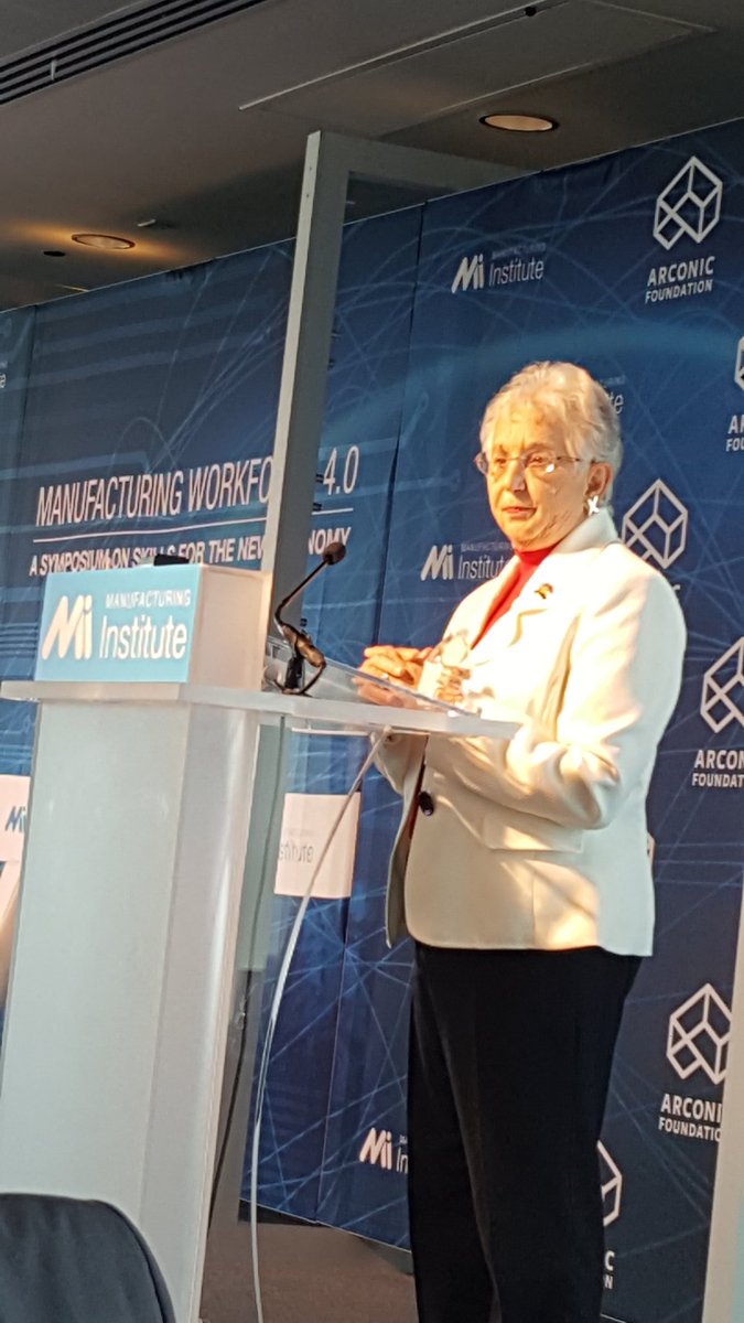 Peekan's tweet photo. Thank you @virginiafoxx for being a cheerleader for #USmanufacturing #MFGtalent #wioa https://t.co/EhYokc1VmH