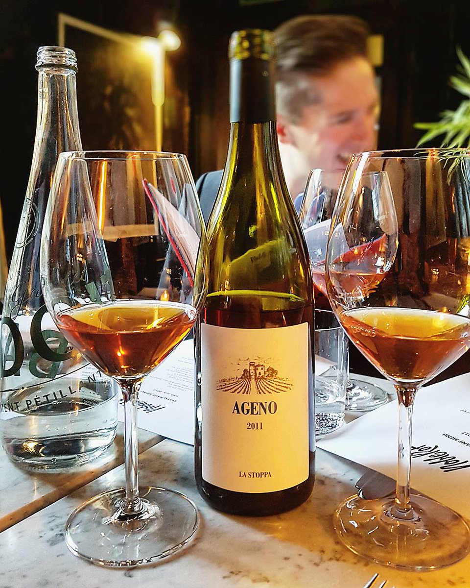 I wanted skin contact and oh boy did I get it! Craving fully satisfied <a href="/noblerotbar/">Noble Rot</a> 💥 #wine #skincontact #malvasia