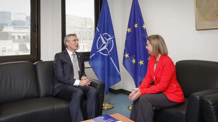 The #EU common defence: Is deeper integration on the horizon? - Analysis from <a href="/SIPRIorg/">SIPRI</a>'s Lina Grip: bit.ly/2tobOR5