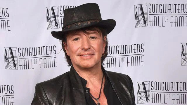  Happy birthday to Richie Sambora!
(Bon Jovi)   