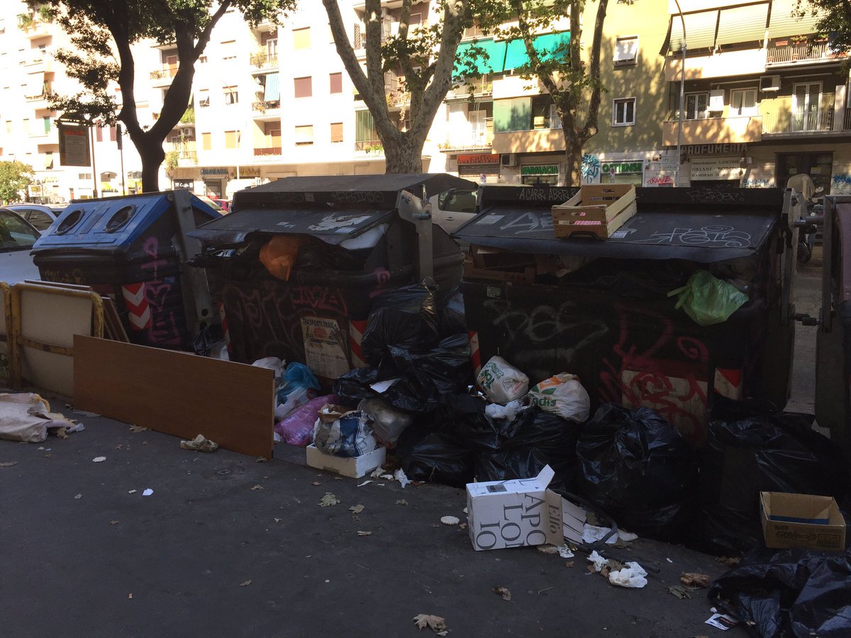 AvvistaMonnezza's tweet photo. Via Ostiense, 10/07/17, ore 16:47

Segnalata da @FerzanOzpetek 

#AvvistaMonnezza 🗑👌 https://t.co/UgiIYRPPD8
