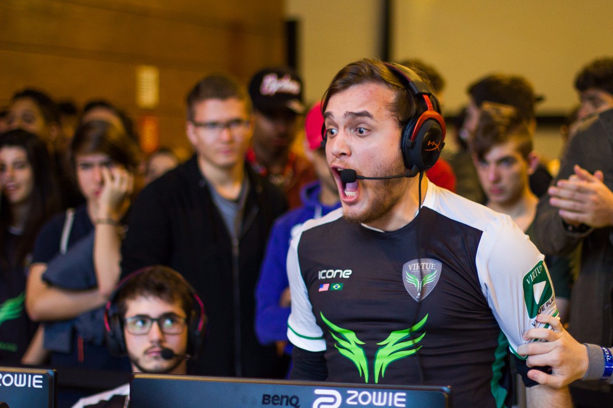 guerraesports's tweet photo. Pronto! As fotos da Gran Final de CoD:IW da @BSOGOficial estão no Flickr. Espero que gostem do resultado 💜 tá aqui: https://t.co/mLylcsE3cl https://t.co/qgEE4Ryyhg