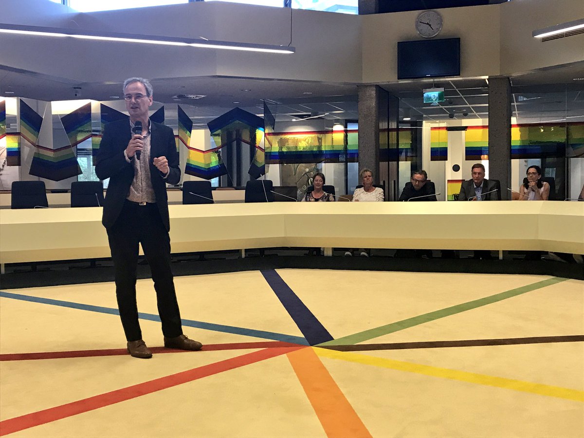 Dem_in_actie's tweet image. Burgemeester @mirjamvantveld en @henkbouwmans openen de @SamenspelLDiB bijeenkomst in @Gem_Amstelveen #trotsopderaad