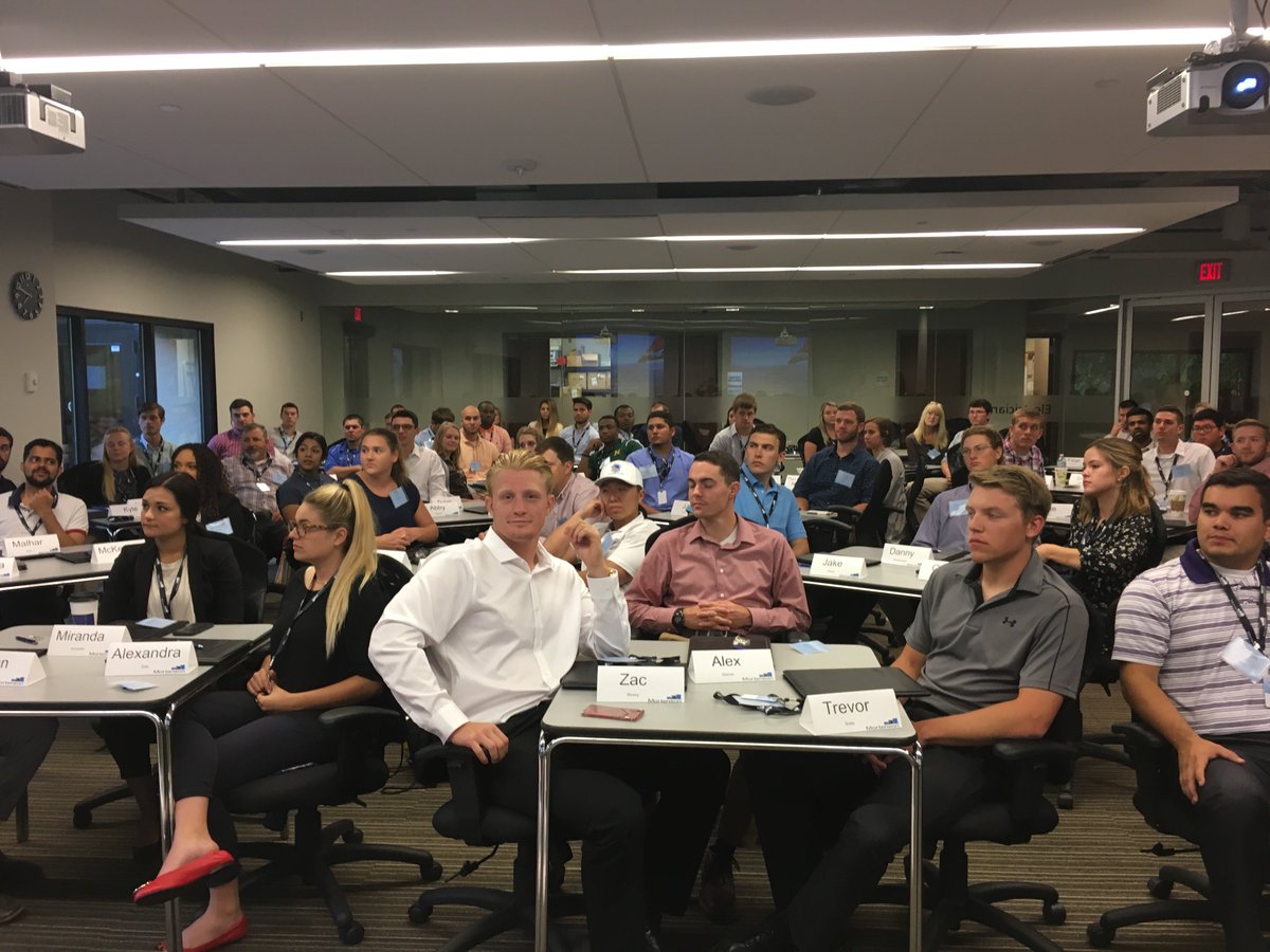 SaraLindlief's tweet photo. Welcome @MAMortensonCo Interns to HQ! #MortSIE2017 #sharingtheirexperiences #stretchandbend @David_Mortenson @MortensonCareer https://t.co/qXsXOp19oF