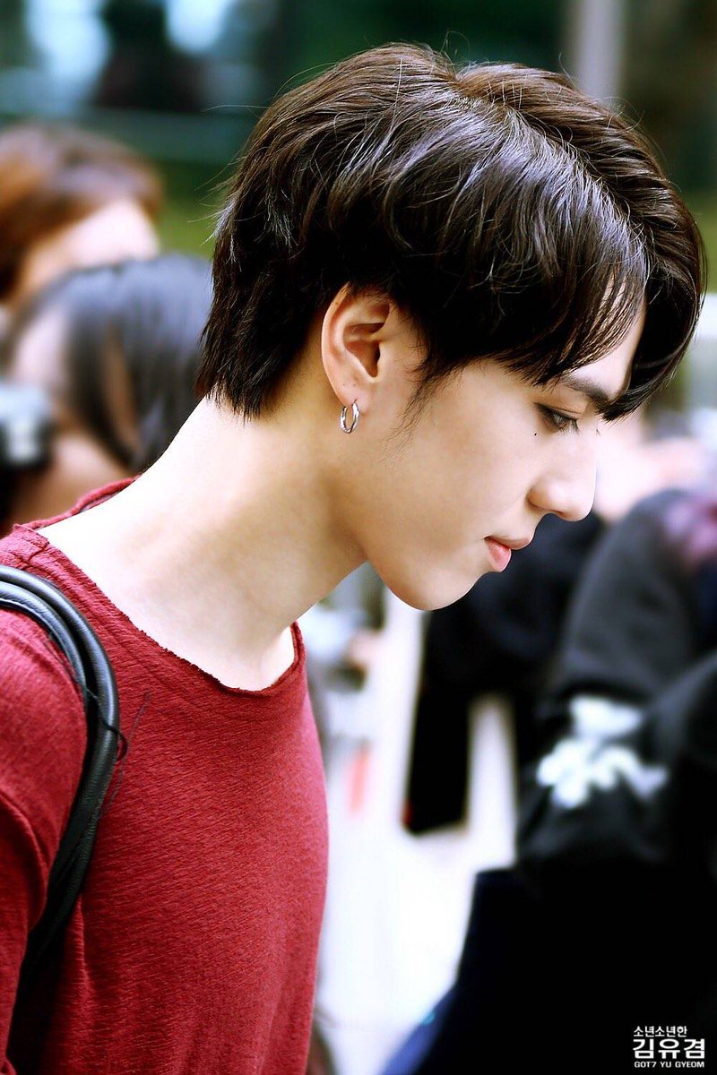 luckymini7's tweet photo. I vote for #Yugyeom  #GOT7 from South Korea for #100MostHandsomeFacesof2017 @tccandler #tccandler https://t.co/gp7HpItaKe