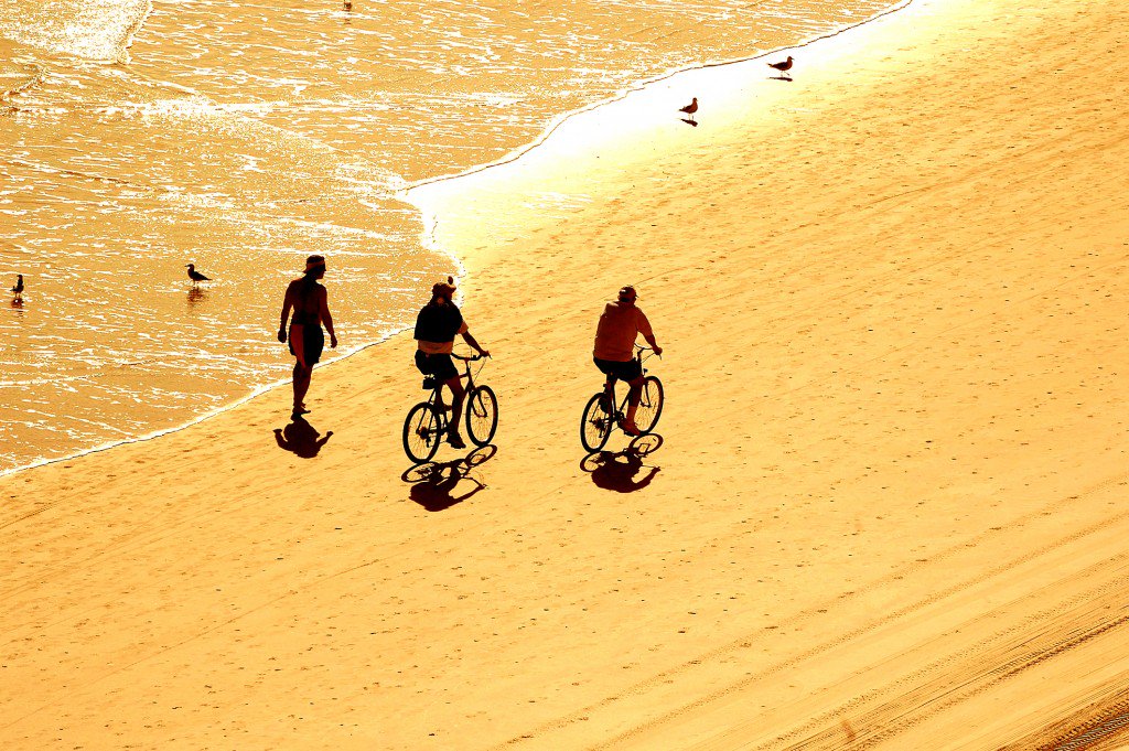 Keep your back healthy this Summer with these 4 low-impact exercises. No special equipment needed! #SpineHealth bit.ly/2v8C2GF