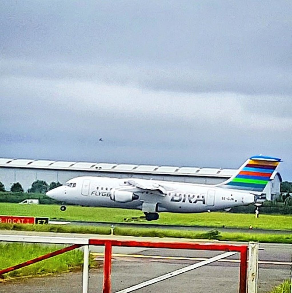LiigaAndrzej's tweet photo. #avgeek #flybra #Eidw @DublinAirport https://t.co/vFqcv0e50D