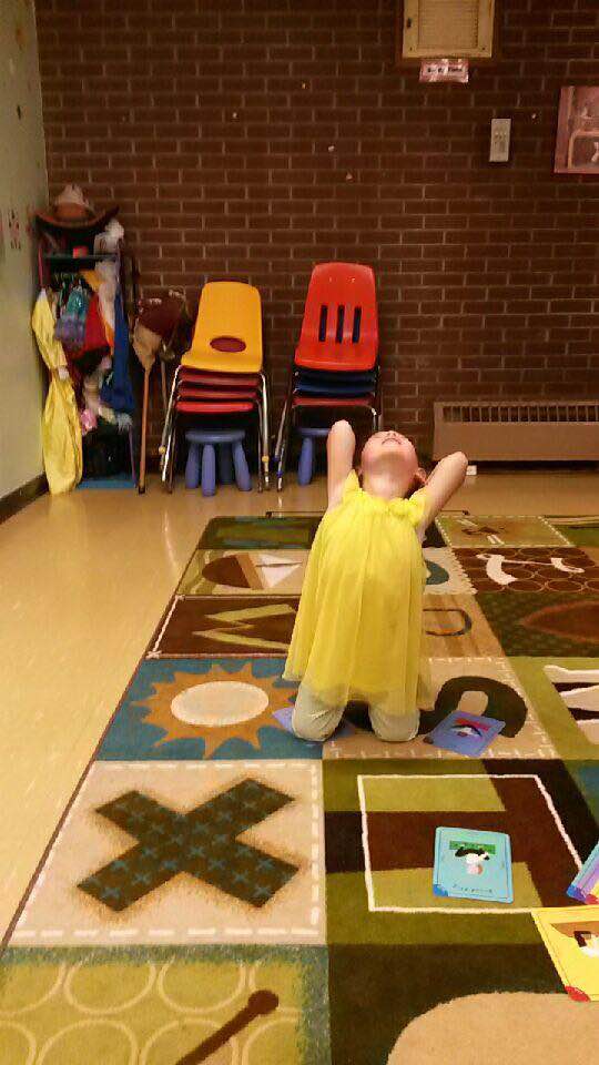 we_are_rsetgo's tweet photo. A rainy day didn't stop us from having lots of fun doing yoga yesterday at our Drop-In Centre! https://t.co/Igfj0GbrWv