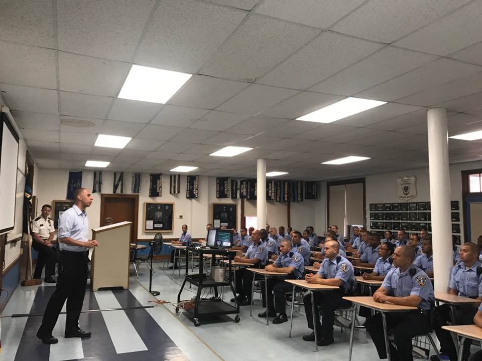 Jorge_Elorza's tweet photo. #PVD is an inclusive and welcoming city for all, proud that @PvdPublicSafety has introduced LGBTQ training to their academy #OnePVD https://t.co/bvwZjoUWPb