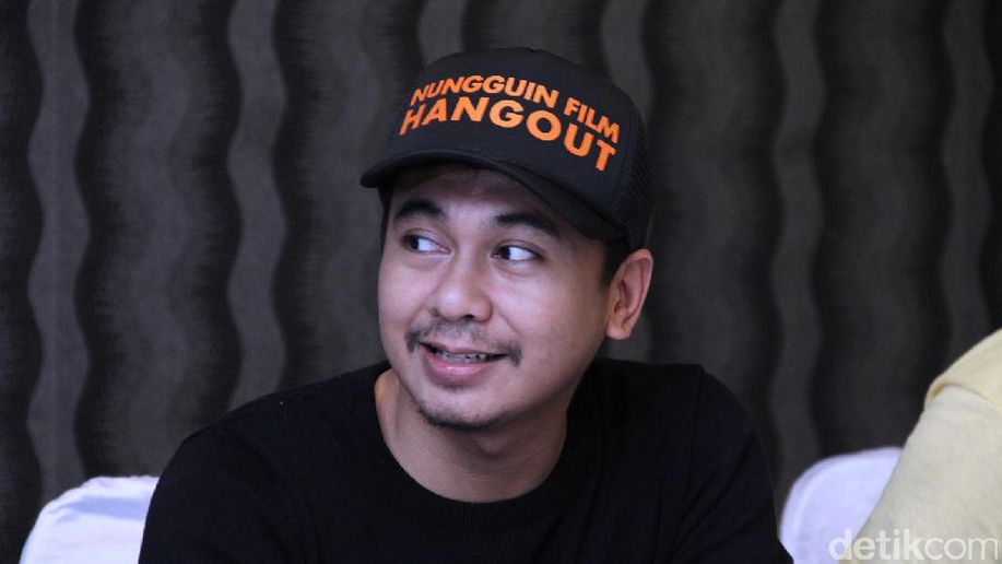 Ceceus_rans's tweet photo. @radityadika "@detikcom: YouTuber Terkaya di Indonesia Bukan Raditya Dika https://t.co/JJukPzwL0h via @detikinet https://t.co/yqdNTiPWE8"