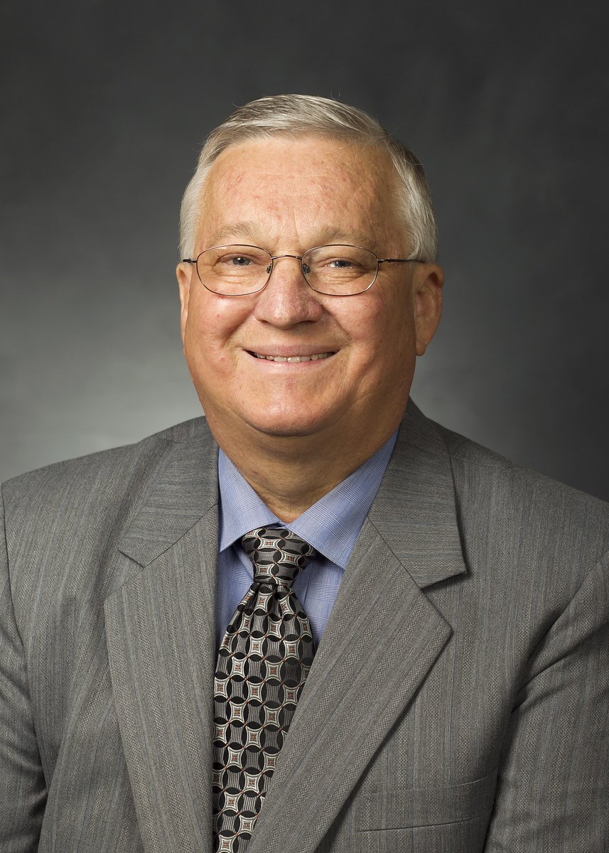 BYUMarriott's tweet photo. Congratulations to recently retired @BYUSOA professor Steve Albrecht, honored w/ an Outstanding Directors Award! https://t.co/q1hg14ZAcg https://t.co/gC3vEKXMZm